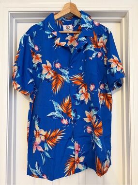 One Resolution Clothing Blue Floral Short Sleeve Button-Down Shirt